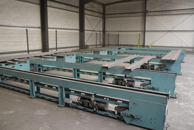 Cross transfer table and roller conveyor for material transport in steel processing on special sale